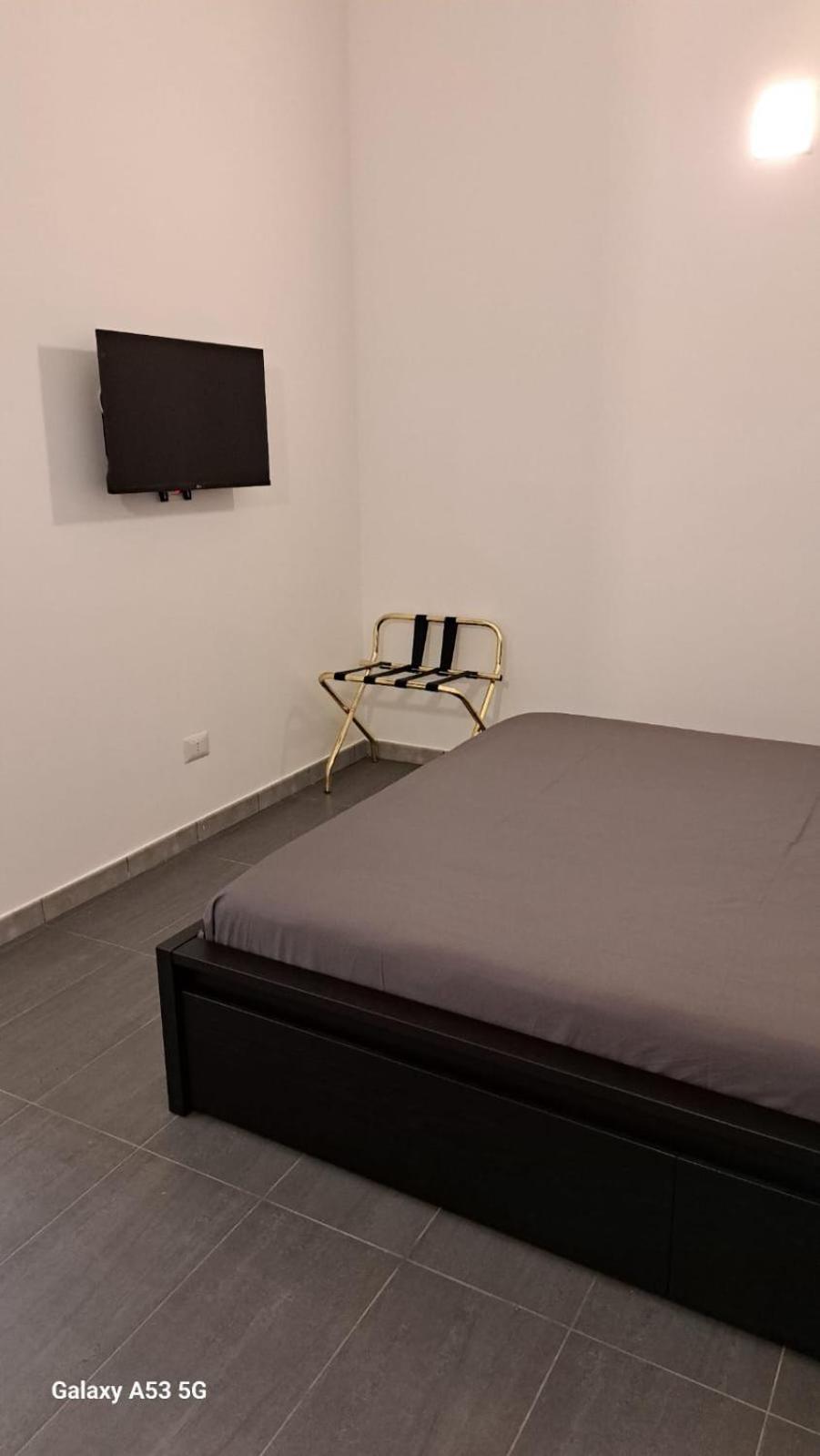 Crociferiholidayhome Catánia Buitenkant foto
